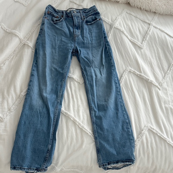 Abercrombie & Fitch Denim - Abercrombie and Fitch Classic High-Rise Straight Leg Women’s Jeans - Blue